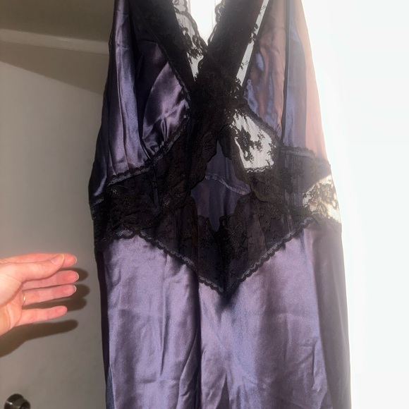 Stunning Sir. The label Aries dress in navy. 
100% silk
Size 4 US 10 
NWT - Picture 14 of 17